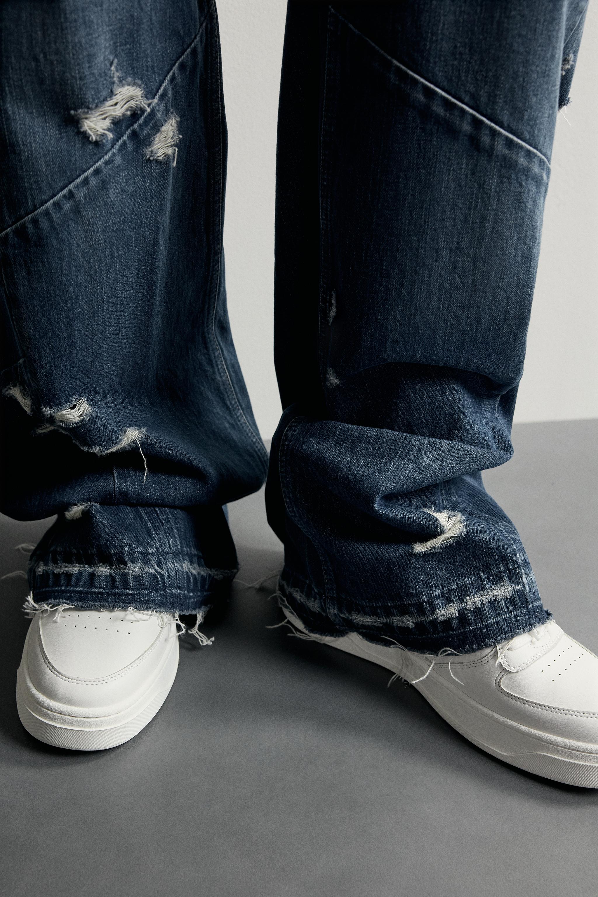 RETRO STYLE SNEAKERS